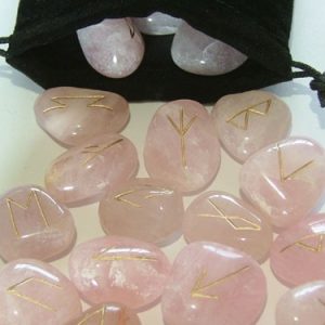 Rune in quarzo rosa