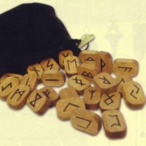 Rune in legno