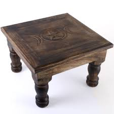 Altare medio in legno