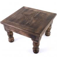 Altare medio in legno
