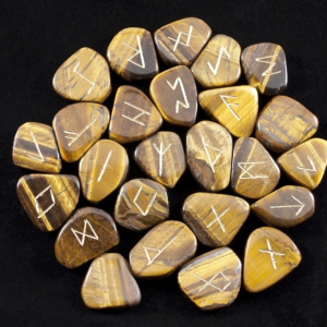 Rune in occhio di tigre